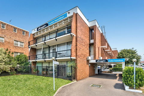 Alloggio Tudor Hamilton - E Caravan Parks 0