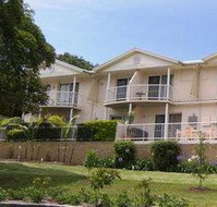 Aston Hill Motor Lodge - E Caravan Parks