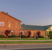 North Parkes Motel - E Caravan Parks