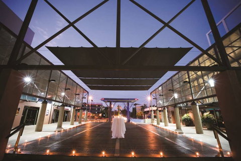 DoubleTree by Hilton Esplanade Darwin - E Caravan Parks 0