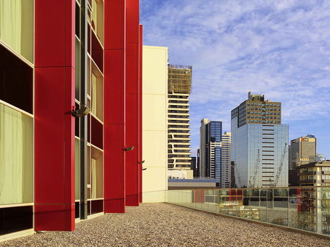 Mercure Melbourne Therry St - E Caravan Parks 2