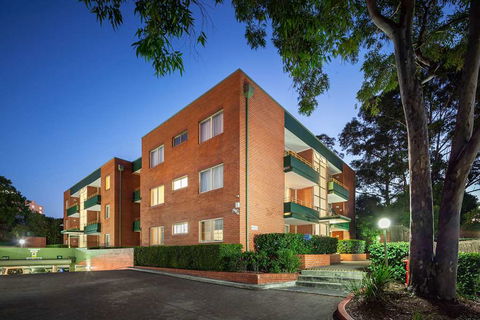 APX Apartments Parramatta - E Caravan Parks 0