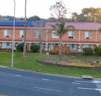 Hamilton's Queanbeyan Motel - E Caravan Parks