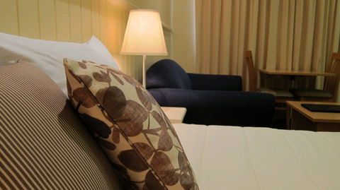 Dalby Mid Town Motor Inn - E Caravan Parks 2