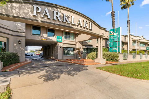 Quality Hotel Parklake Shepparton - E Caravan Parks 0