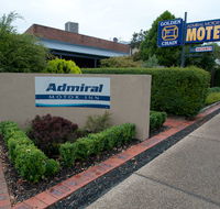 Admiral Motor Inn - E Caravan Parks