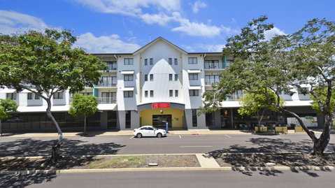 Metro Advance Apartments & Hotel - E Caravan Parks 0