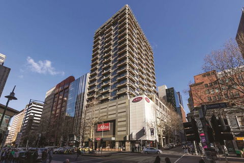 Adina Apartment Hotel Melbourne - E Caravan Parks 1