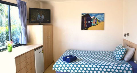 Vitrinite Village Of Middlemount - E Caravan Parks 4