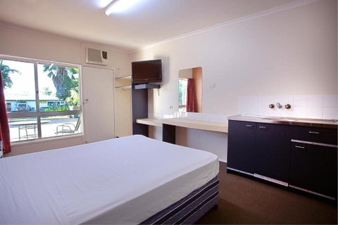 Discovery Parks Blackwater - E Caravan Parks 3