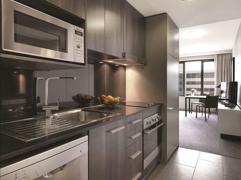 Adina Apartment Hotel Sydney Airport - E Caravan Parks 5