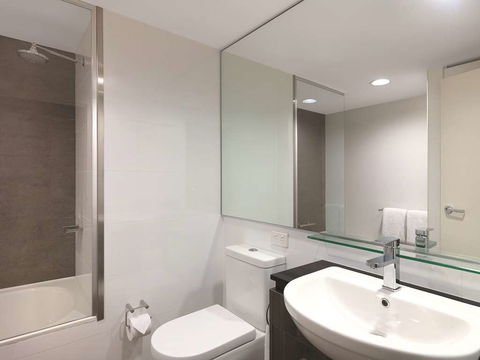 Adina Apartment Hotel Sydney Airport - E Caravan Parks 9