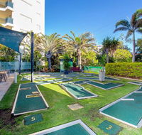 Club Wyndham Kirra Beach Trademark Coll - E Caravan Parks