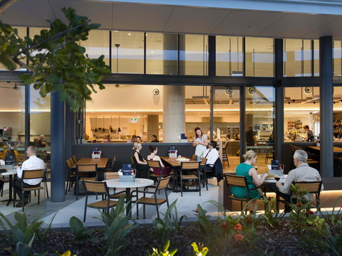 Ibis Brisbane Airport Hotel - E Caravan Parks 4