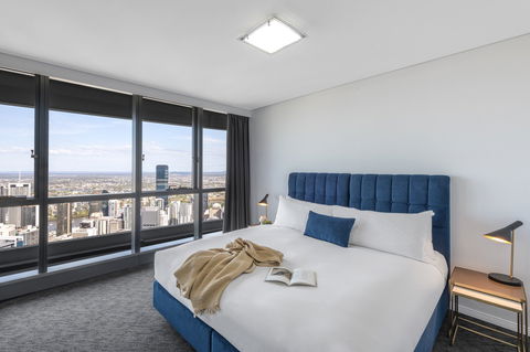 Meriton Suites Herschel Street, Brisbane - E Caravan Parks 2