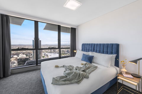 Meriton Suites Herschel Street, Brisbane - E Caravan Parks 4