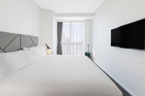 Meriton Suites Herschel Street, Brisbane - E Caravan Parks 10