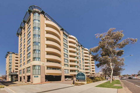 Adina Serviced Apartments James Court - E Caravan Parks 0