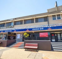 Nightcap at The Charles Hotel - E Caravan Parks