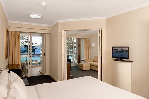 Quest Manly - E Caravan Parks 2