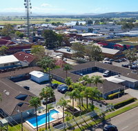 Colonial Terrace Motor Inn - E Caravan Parks