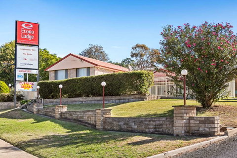 Econo Lodge Alabaster - E Caravan Parks 0