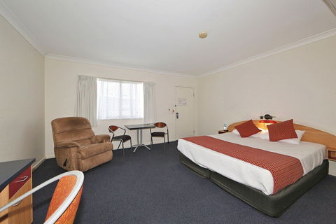 Boulevard Lodge - E Caravan Parks 2