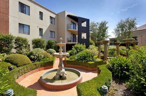 Astra Apartments The Griffin - E Caravan Parks 0