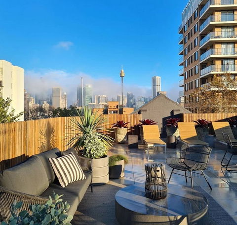 Regents Court - E Caravan Parks 2