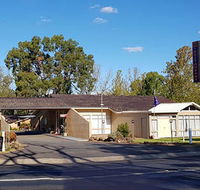 Amber Court Motor Inn