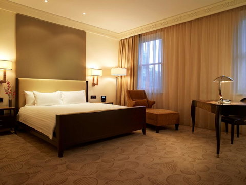 Hyatt Hotel Canberra - A Park Hyatt Hotel - E Caravan Parks 4