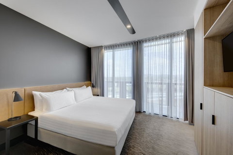Vibe Hotel Canberra - E Caravan Parks 42