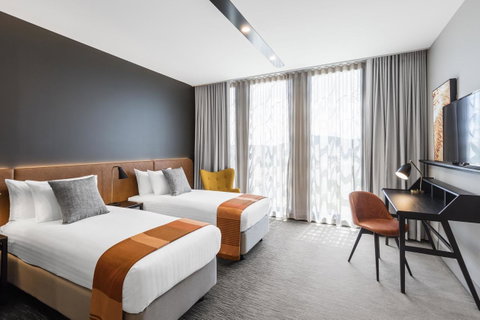 Vibe Hotel Canberra - E Caravan Parks 27