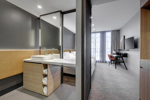 Vibe Hotel Canberra - E Caravan Parks 39