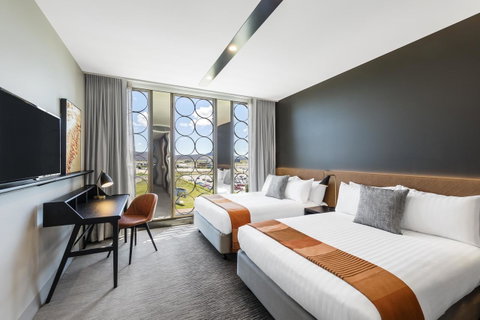 Vibe Hotel Canberra - E Caravan Parks 17