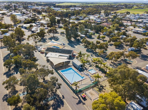 Port Broughton Tourist Park - E Caravan Parks 9