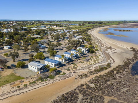 Port Broughton Tourist Park - E Caravan Parks 11