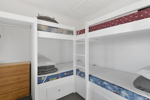 Port Broughton Tourist Park - E Caravan Parks 40