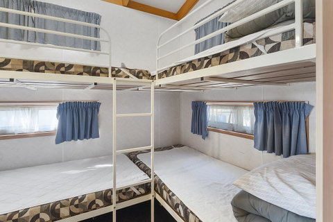 Port Broughton Tourist Park - E Caravan Parks 20