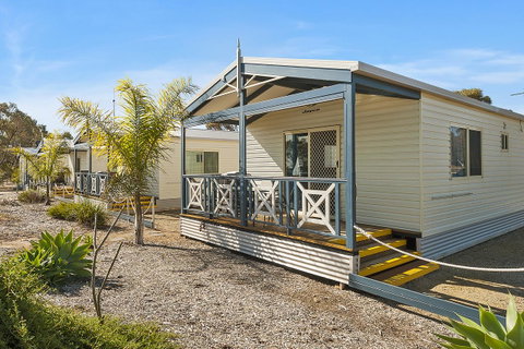 Port Broughton Tourist Park - E Caravan Parks 16
