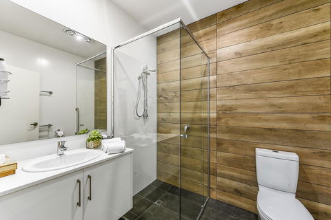 Bonnies Of Beachport - E Caravan Parks 9