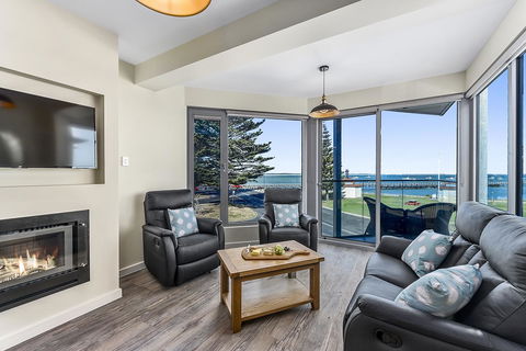 Bonnies Of Beachport - E Caravan Parks 0