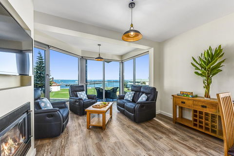 Bonnies Of Beachport - E Caravan Parks 1