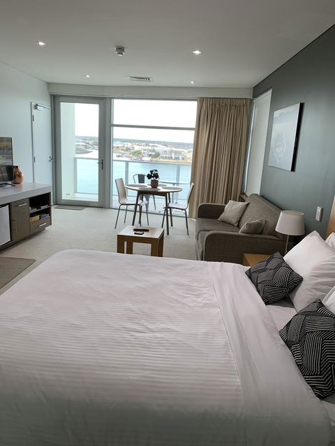 Wallaroo Marina Stayz - E Caravan Parks 4