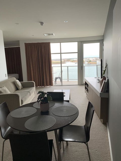 Wallaroo Marina Stayz - E Caravan Parks 8