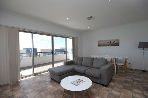 Wallaroo Marina Apartments - E Caravan Parks 25