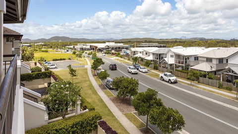Oaks Casuarina Santai Resort - E Caravan Parks 6
