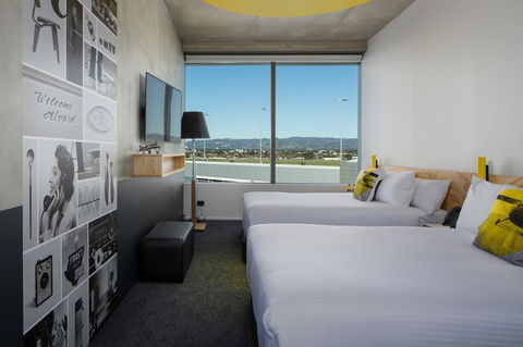 Atura Adelaide Airport - E Caravan Parks 18