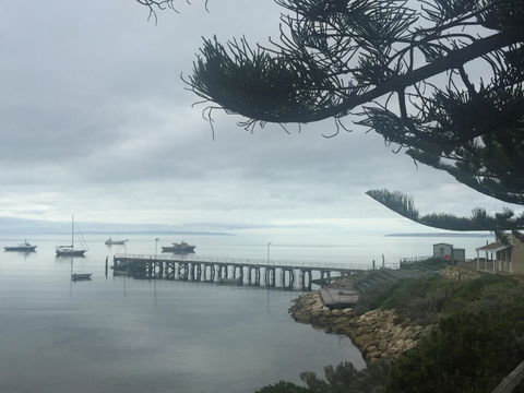 Villas On The Bay Kingscote - E Caravan Parks 3