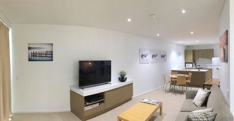 Wallaroo Marina Waterfront Luxe Apartment - E Caravan Parks 7